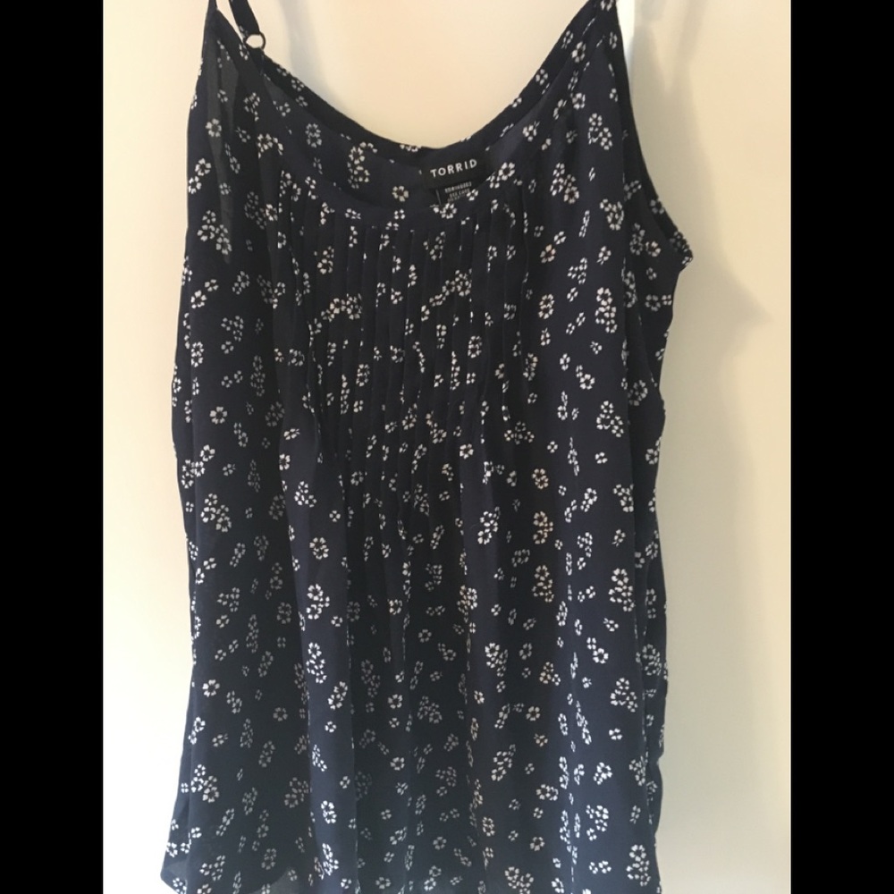 Flowing tank cami